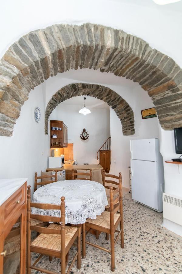 Myroviglia Ysternia Villa Istérnia Eksteriør billede