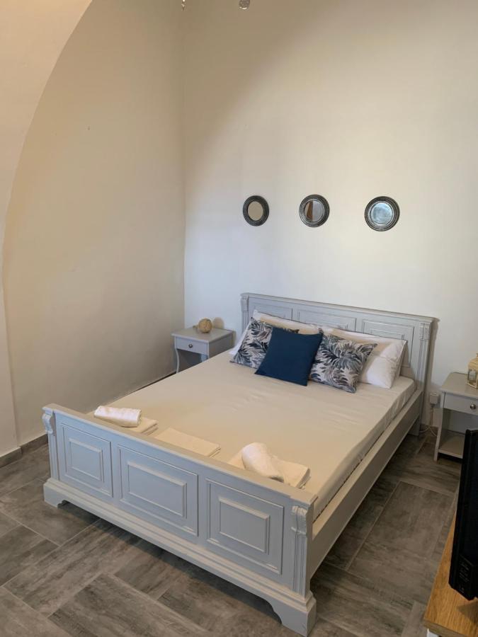 Myroviglia Ysternia Villa Istérnia Eksteriør billede